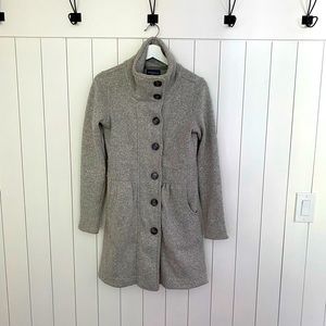 Women’s grey Patagonia sweater jacket size s